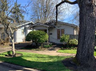 1123 Adams St, Eugene, OR 97402