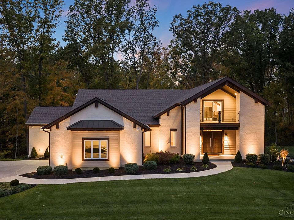 1st image of 960 Oak Ridge Ln