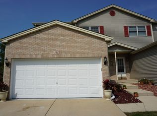 1598 Colleen Ct, Aurora, IL 60505