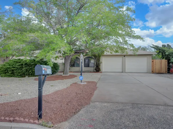 706 Cerro De Ortega Dr SE, Rio Rancho, NM 87124