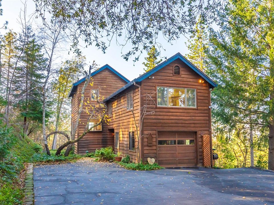 1st image of 470 Hill Dr