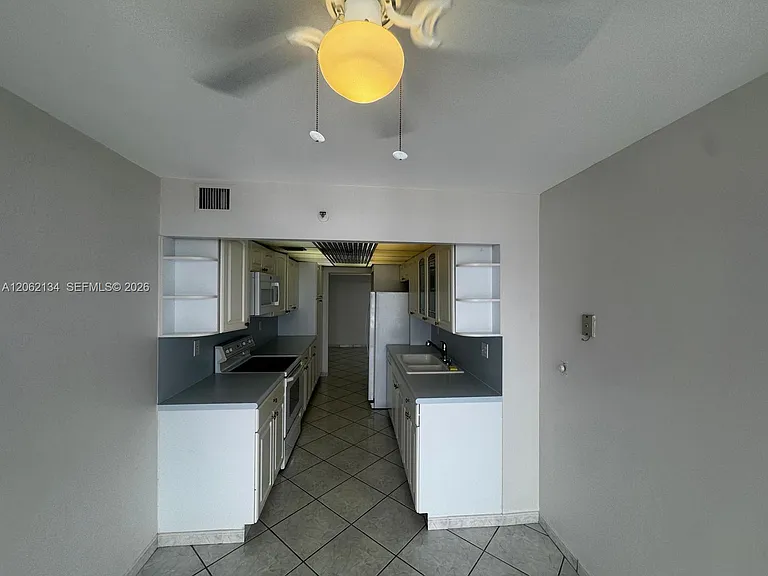 210 174th St #2110 — Photo 6