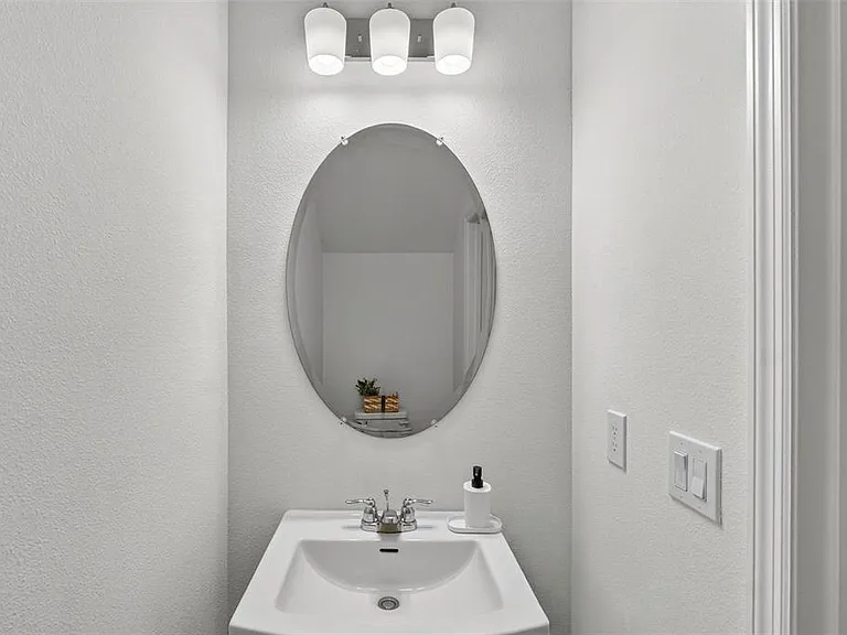 3607 Main Harbor Dr — Photo 13