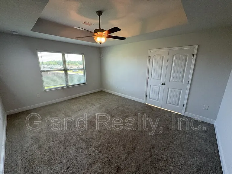 5004 Hamilton Crossing Blvd — Photo 11