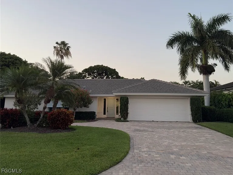 635 Fountainhead Ln — Photo 28