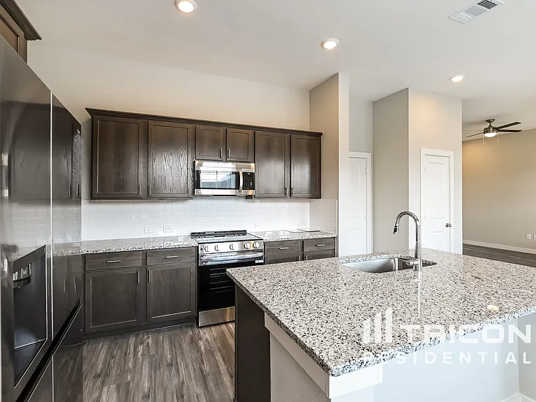 Tricon Peek Road — Photo 31
