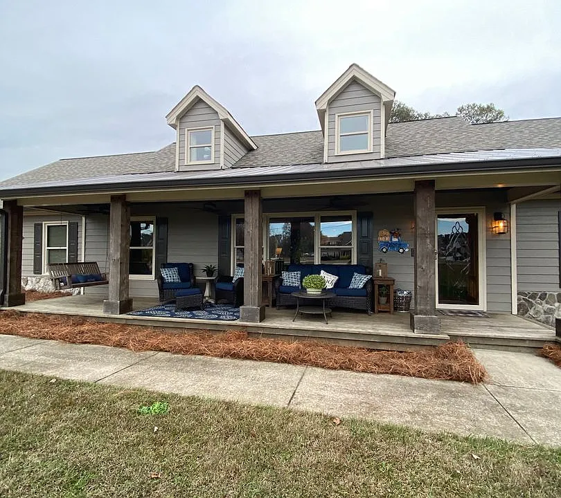 3850 Nikki Ln