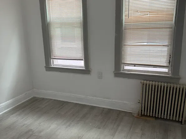 10837 39th Ave #1, Corona, NY 11368