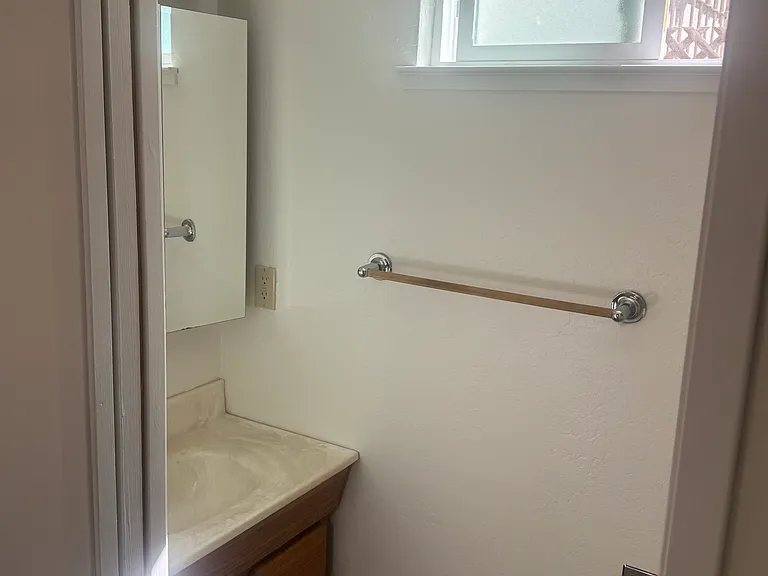 115 Christel Oaks Dr #B — Photo 12