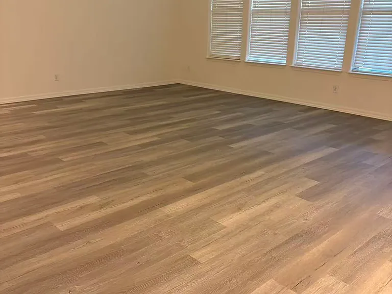 562 E Janet Way — Photo 32