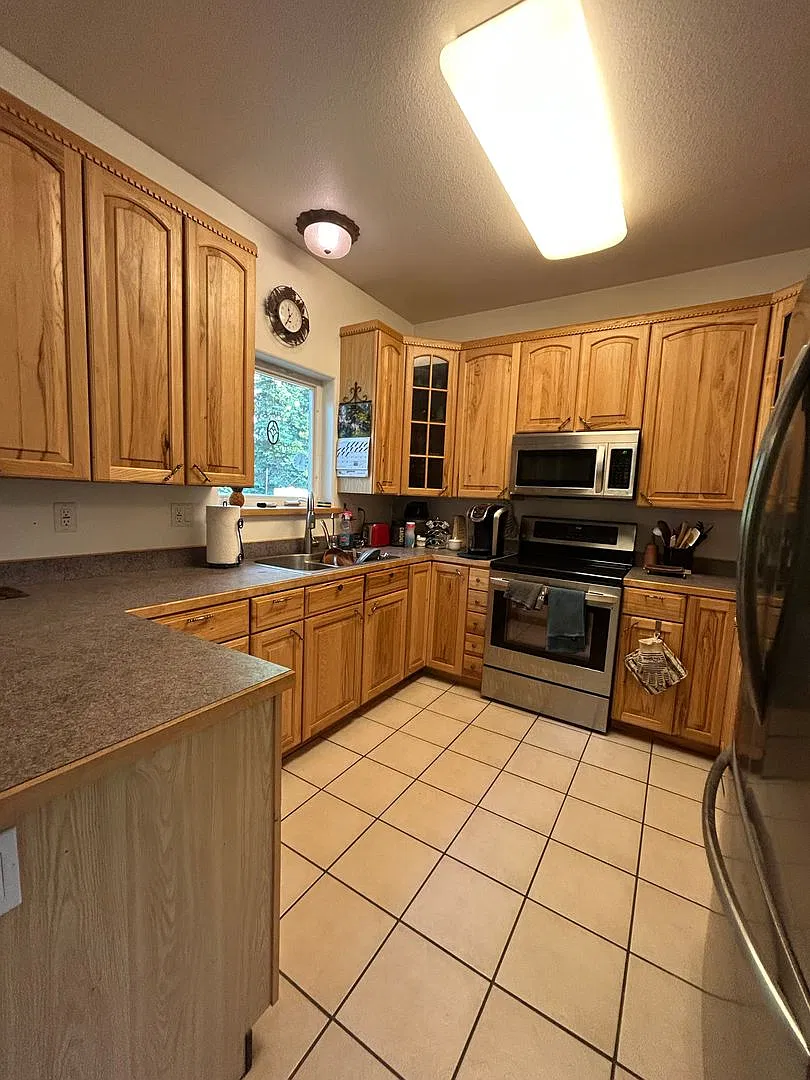 Century 21 Gold Rush - 3 Bedroom, 2 Bath Home (North Pole) — Photo 1