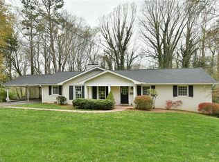 988 Kenleigh Cir, Winston Salem, NC 27106