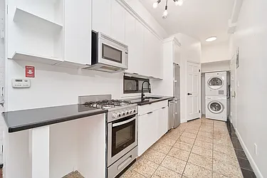 Rented by Living New York