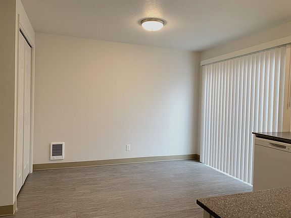 5th image of 740-760 SE Cedar St #953-746-08