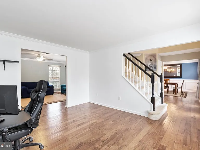 10103 Cotter Ct — Photo 30