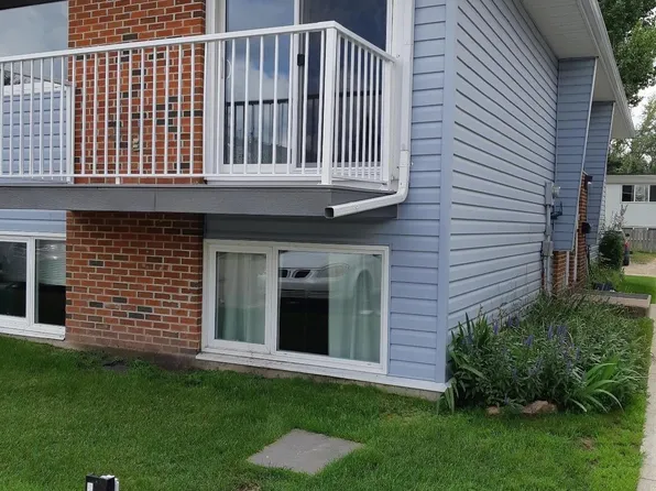 6312 58th Ave #4, Red Deer, AB T4N 5Z8