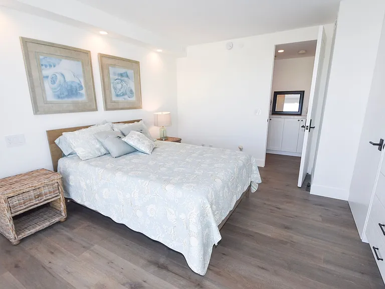 1810 Avenida Del Mundo #1007 — Photo 16