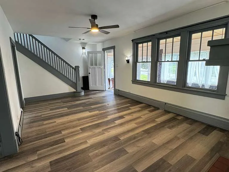 302 McCutcheon Ln — Photo 25