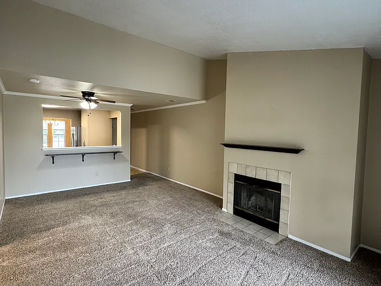 2400 Eilers Ln #1408 — Photo 7