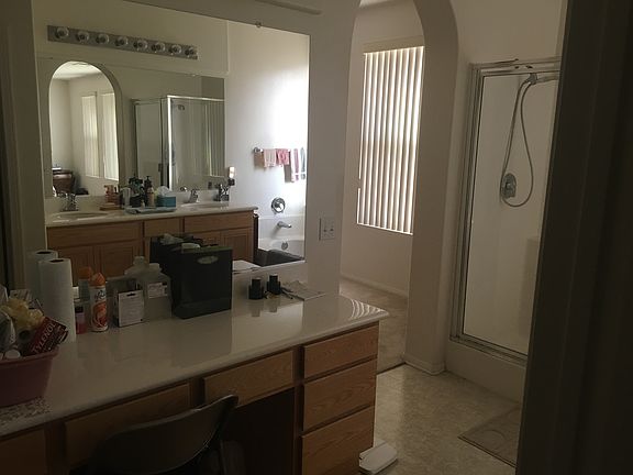 Makeup/vanity dresser