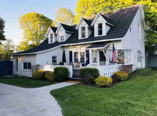 101 E Garfield Ave, Charlevoix, MI 49720