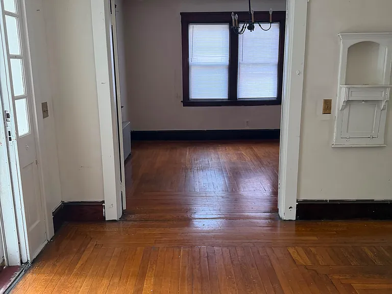 131 Gentian Ave — Photo 7