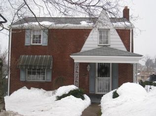 942 Lilly Ln, Pittsburgh, PA