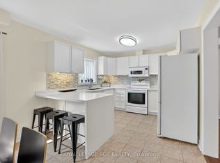 172 Matthew Boyd Cres, Newmarket, ON L3X 3C7