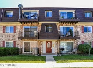 924 S Plum Grove Rd APT 127, Palatine, IL 60067