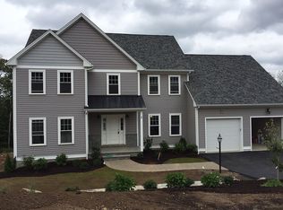 8 Tuscan Ct, Cumberland, RI 02864