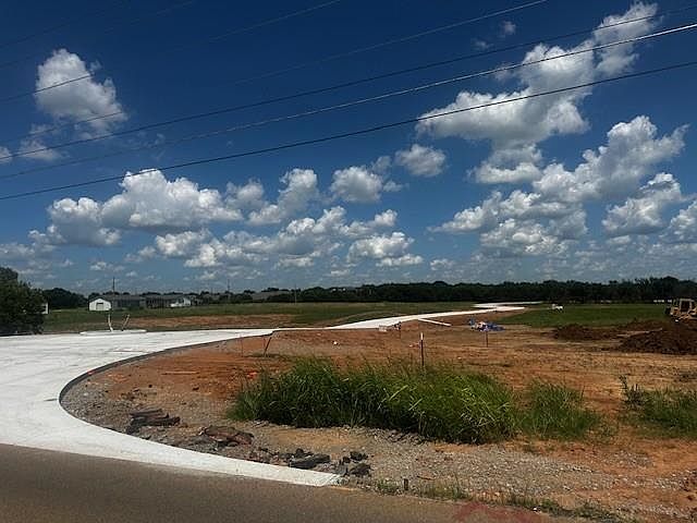 2nd image of 3711 S Sangre Rd