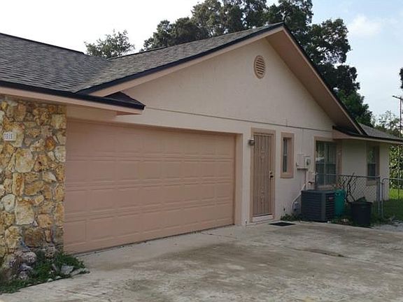 3rd image of 3515 Curtis Dr