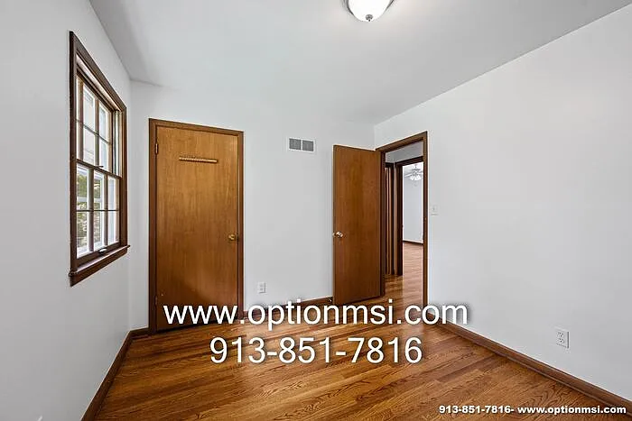 9401 Outlook Dr — Photo 14