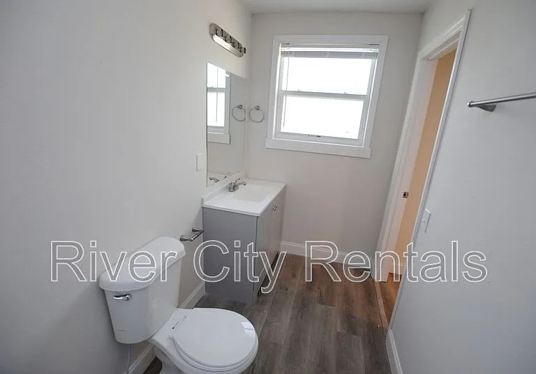 2975 Dellwood Ave #3 — Photo 8