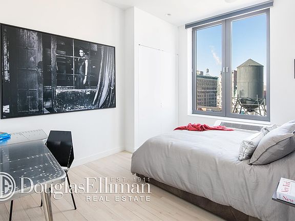 5th image of 210 Lafayette St #Penthouse 1c