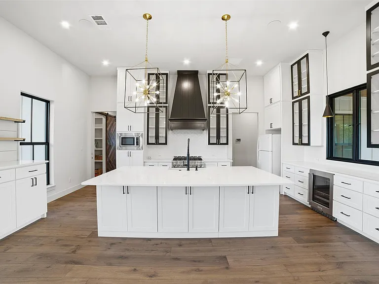 23937 Oscar Rd — Photo 5