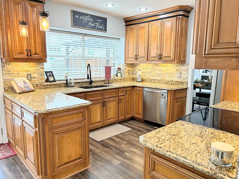 512 Arbor Oak Dr — Photo 6