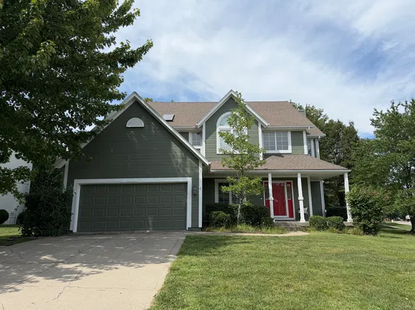2500 SW 11th St, Lees Summit, MO 64081