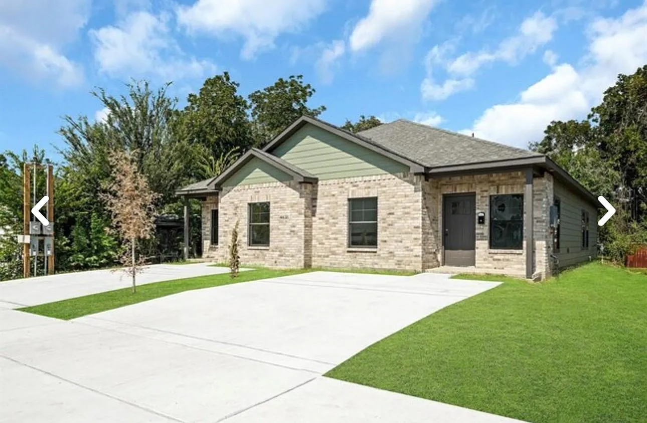 3 bed, 2.0 bath, 2263 sqft, $1,650 — Photo 1