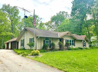 E2343 Lamplighter Ln, Waupaca, WI 54981