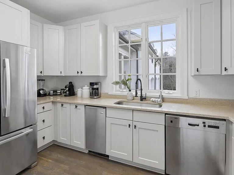 997 Davis Dr — Photo 39