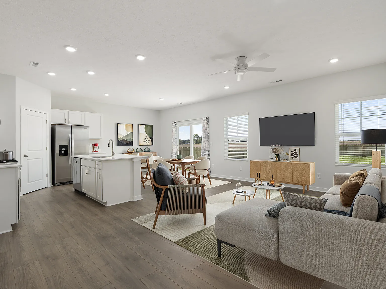 3 bed, 1500 sqft, $2,595 — Photo 1