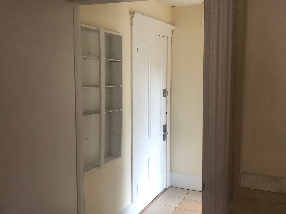 11 Ellsworth St Everett MA Zillow