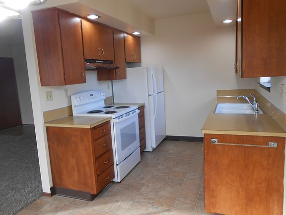 5th image of 315 NW Bond St #4