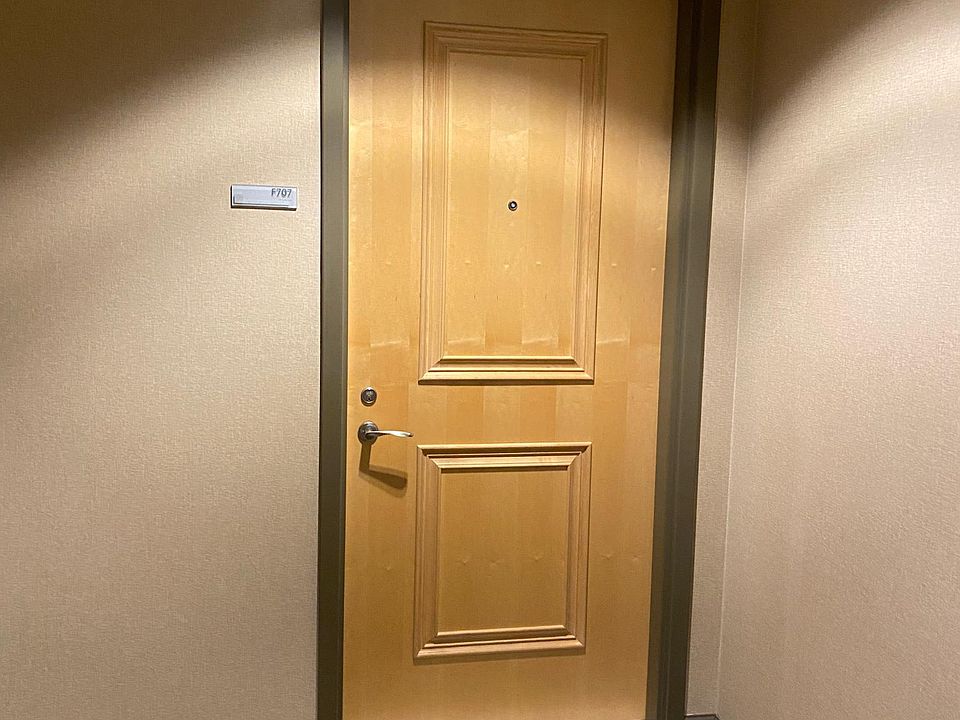 1st image of 901 N Penn St Unit 707