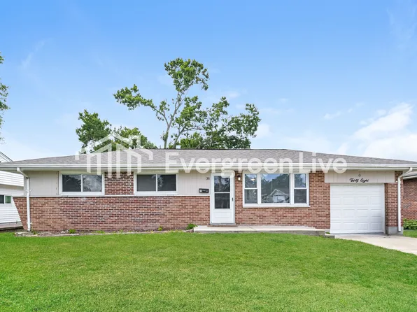 38 Flamingo Dr, Hazelwood, MO 63042