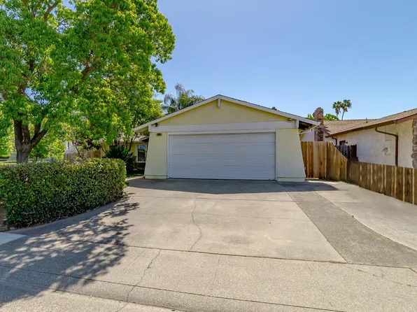 4001 Hollygrove Ct, Sacramento, CA 95826