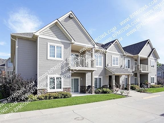 2nd image of 14115 Airline Ave #8