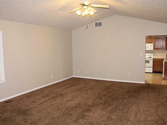 5th image of 103 Eastfield Dr