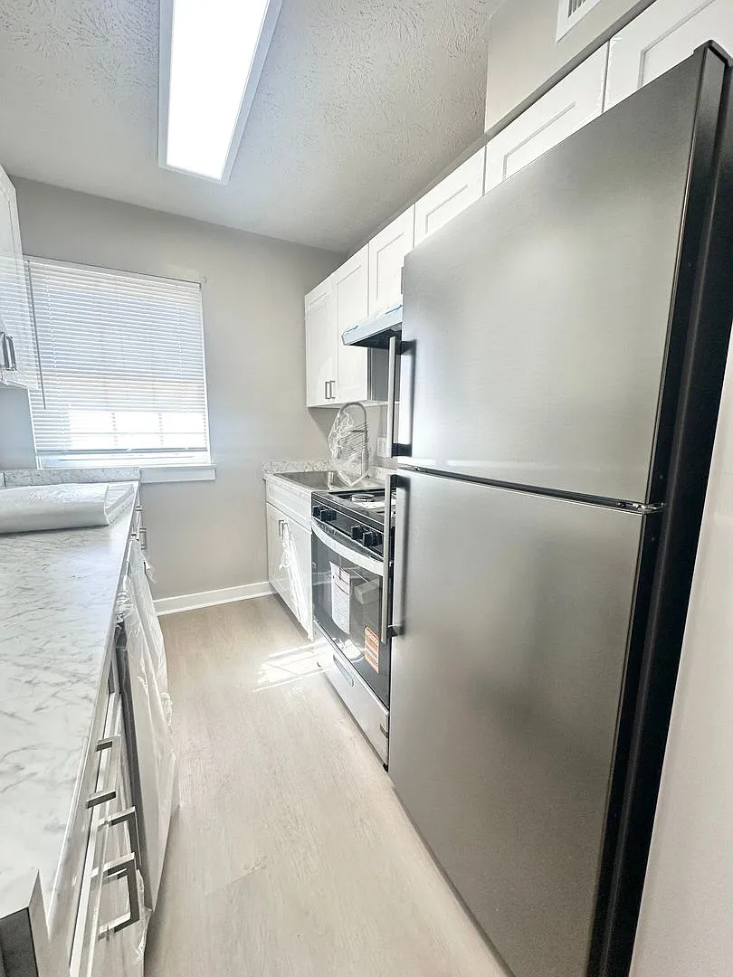 Apartment for Rent — Photo 4